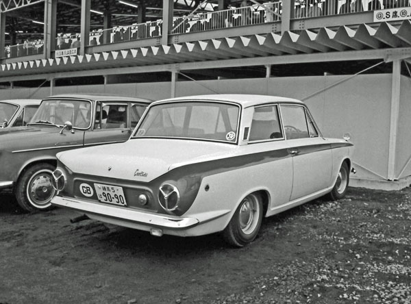 (05-3b)(150-21) 1965-66 Ford  Cortina Lotus　(後期型）.jpg